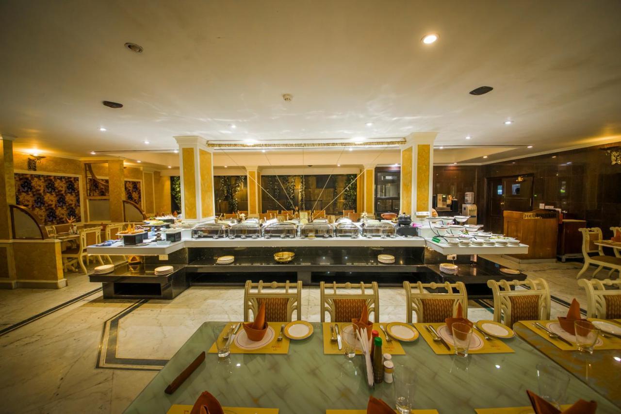 The Renai Cochin Hotel Kochi Exterior foto