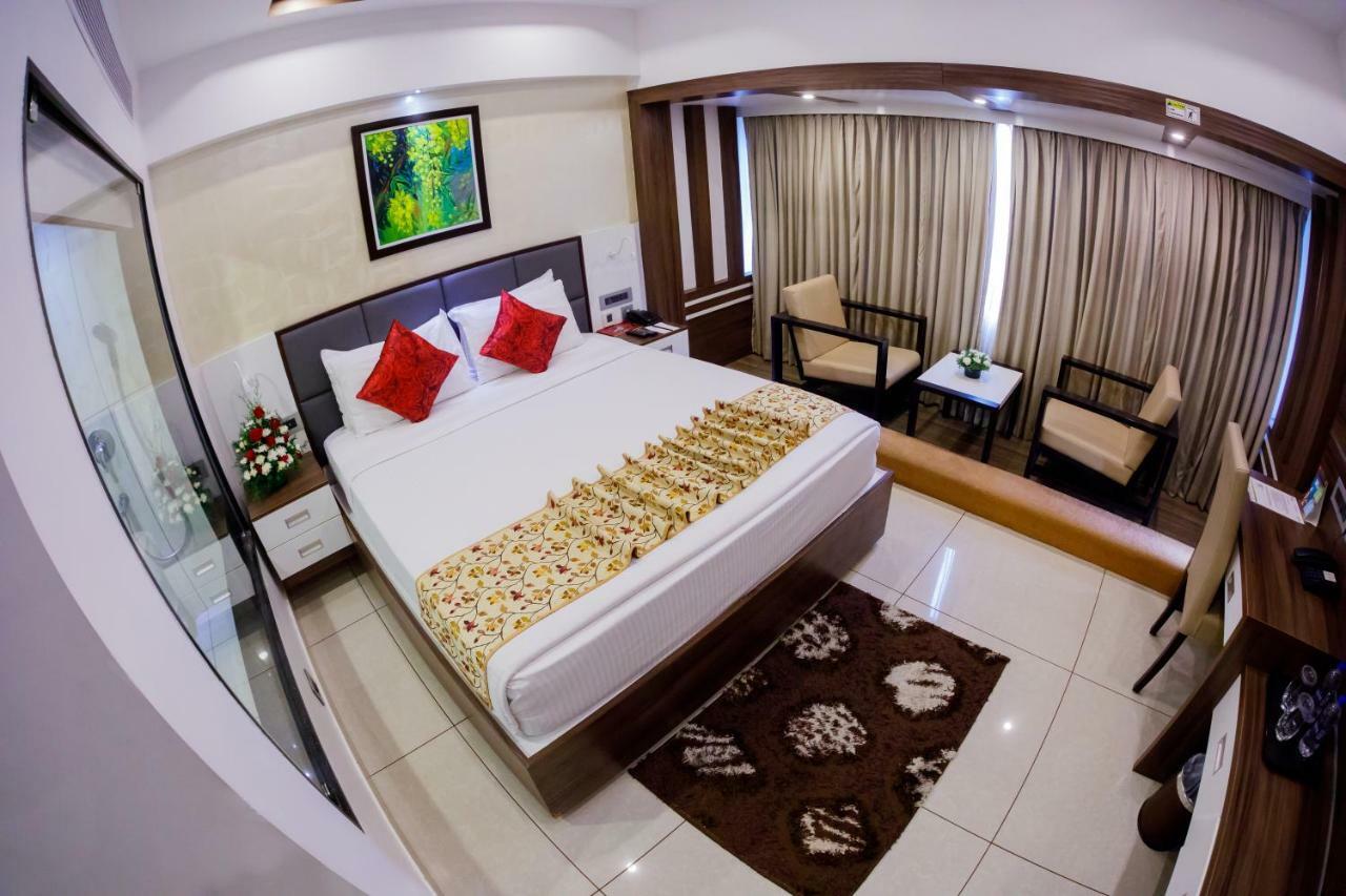 The Renai Cochin Hotel Kochi Exterior foto